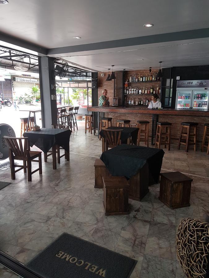 Bar 184 Party Hostel (Adults Only) Τσιανγκ Ράϊ Εξωτερικό φωτογραφία