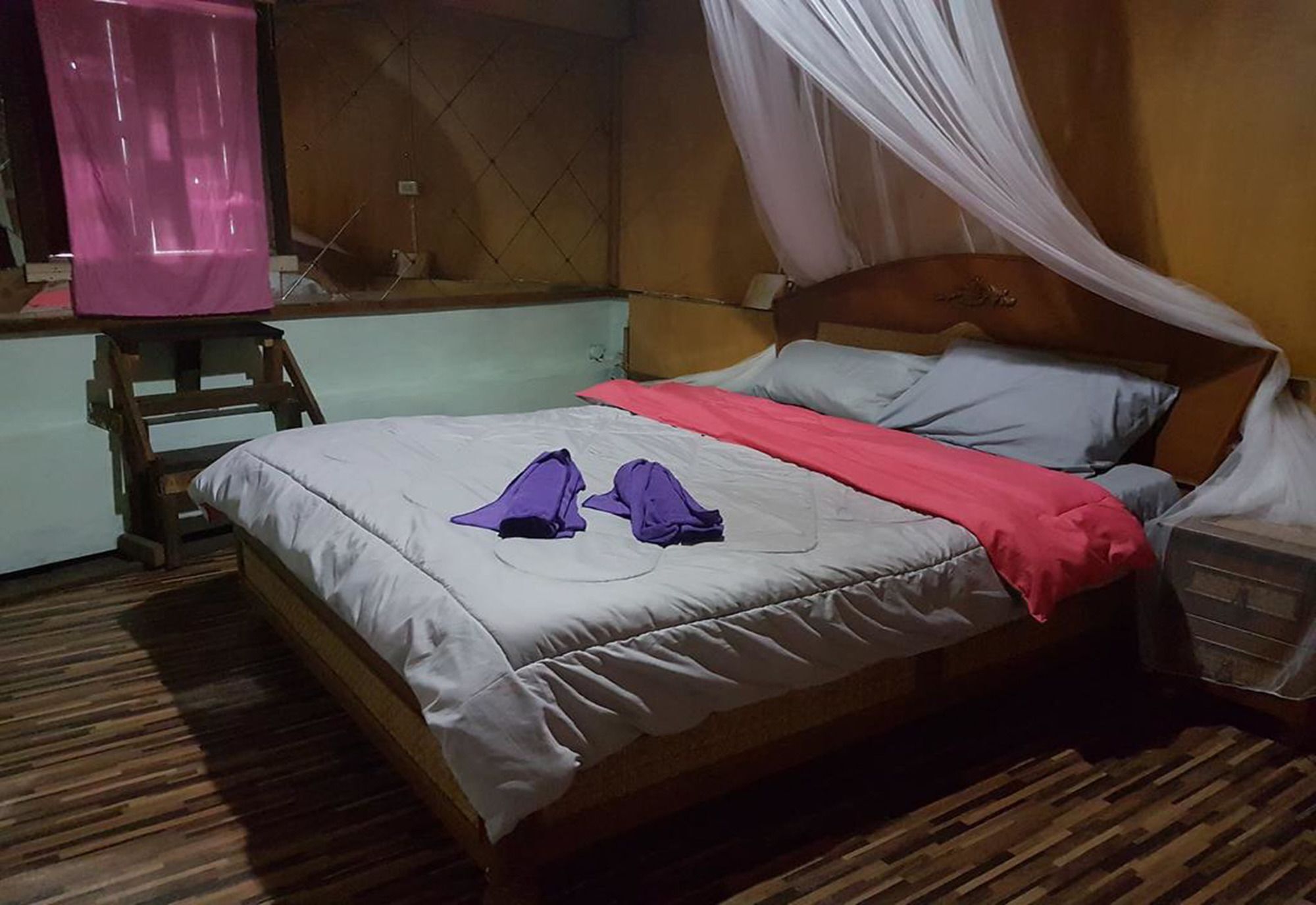 Bar 184 Party Hostel (Adults Only) Τσιανγκ Ράϊ Εξωτερικό φωτογραφία