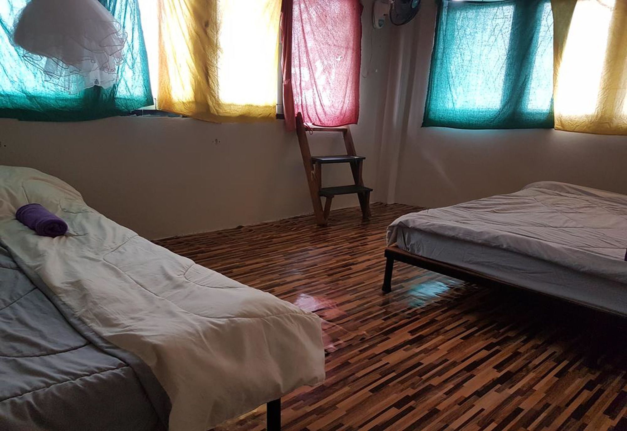 Bar 184 Party Hostel (Adults Only) Τσιανγκ Ράϊ Εξωτερικό φωτογραφία
