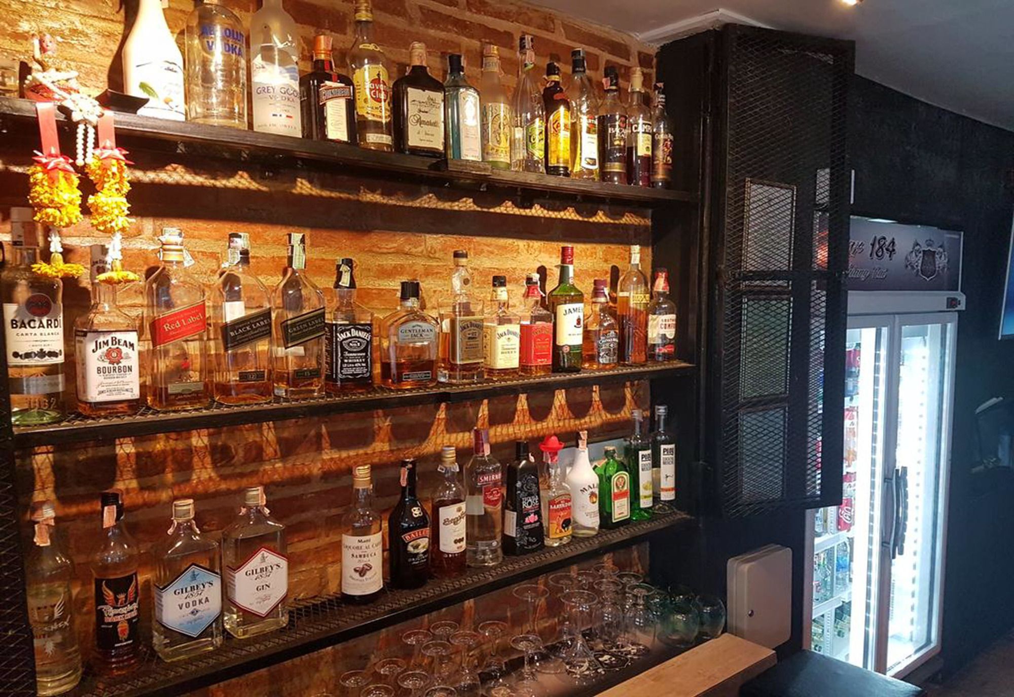 Bar 184 Party Hostel (Adults Only) Τσιανγκ Ράϊ Εξωτερικό φωτογραφία