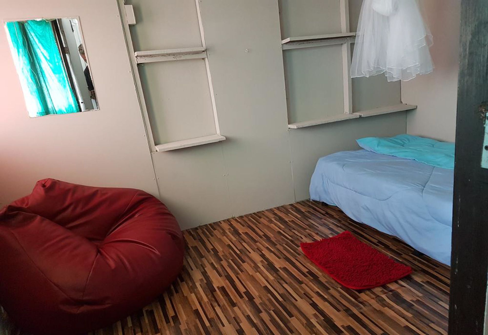 Bar 184 Party Hostel (Adults Only) Τσιανγκ Ράϊ Εξωτερικό φωτογραφία