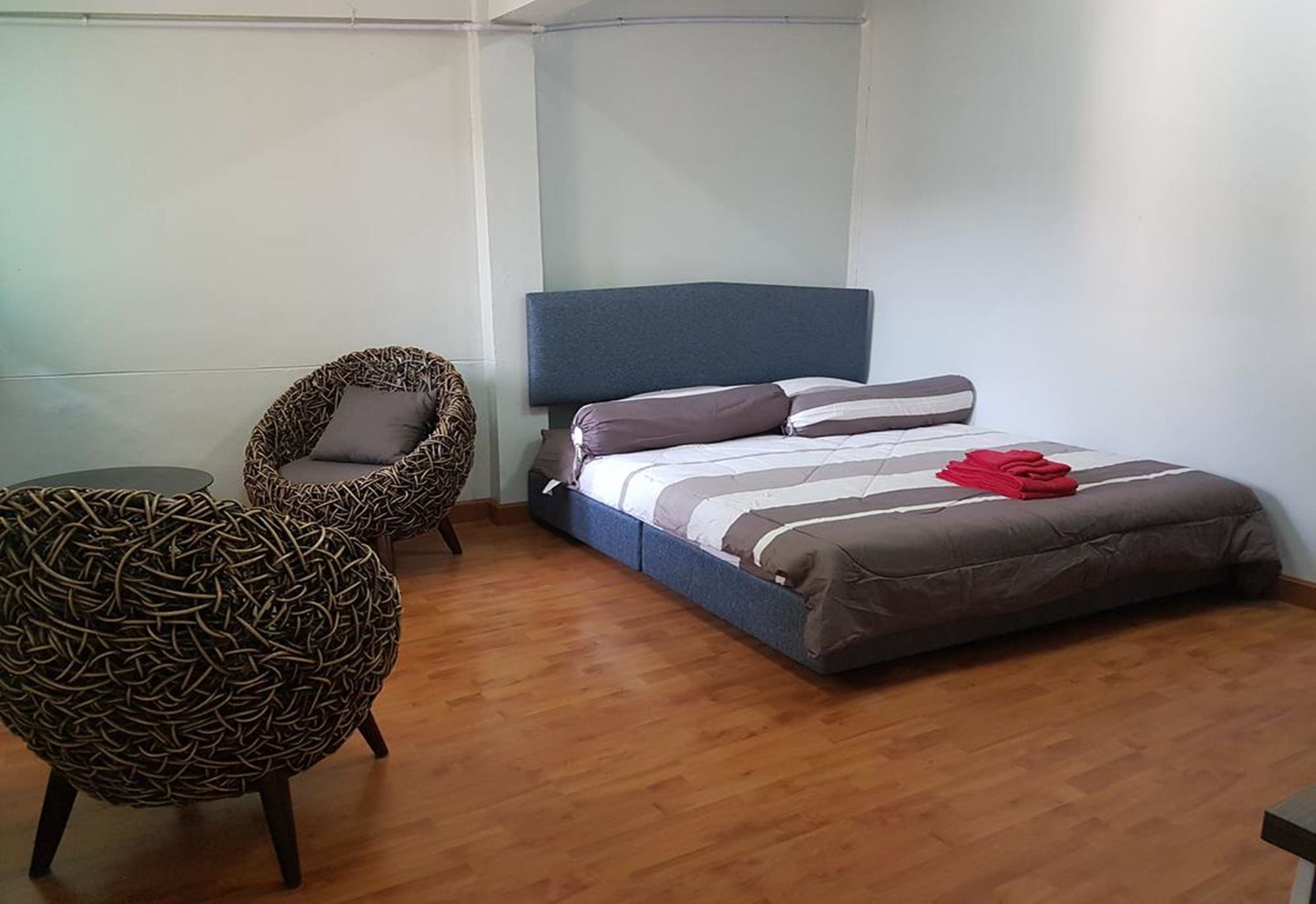 Bar 184 Party Hostel (Adults Only) Τσιανγκ Ράϊ Εξωτερικό φωτογραφία
